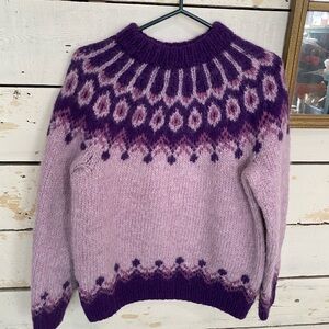 Beautiful purple 100% wool sweater